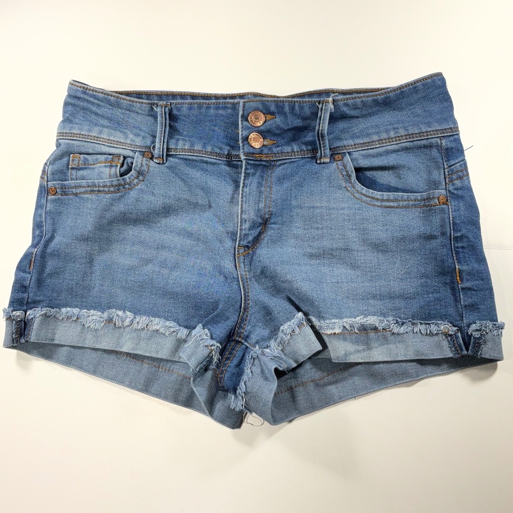 Celebrity Pink Medium Wash High Rise Frayed Denim Shorts Size 9/29 CJ31185A86